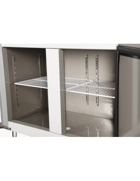 Mesa refrigerada , bajo mostrador 3 puertas de acero ventilada mural, 2500 x 600 x 850 + 100 mm alta calidad