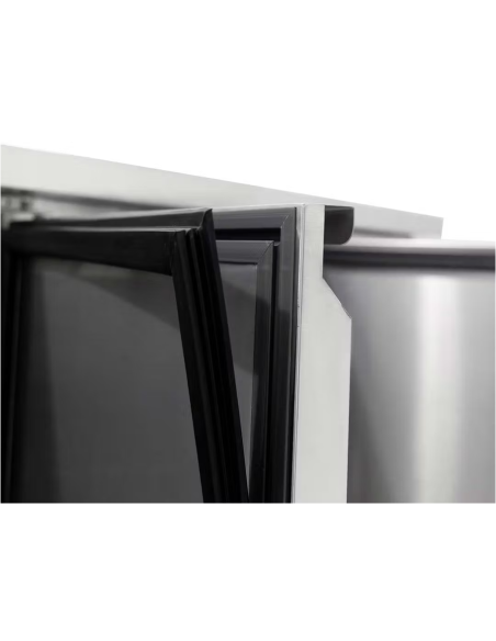 Mesa refrigerada , bajo mostrador 4 puertas de acero ventilada mural, 2230 x 700 x 850 + 100 mm